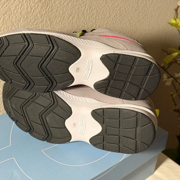 Easy Spirit’s Romy  Gray and Pink Athletic Shoes with Vibrant Accents - Picture 7 of 8